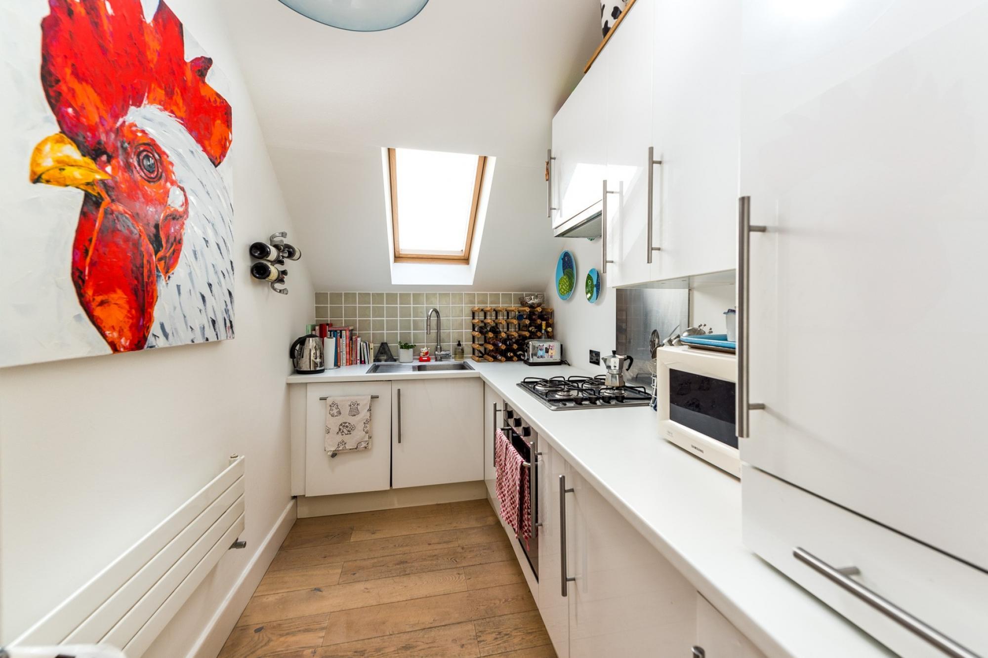 Pleasant Earl's Court Apartment Near Hyde Park