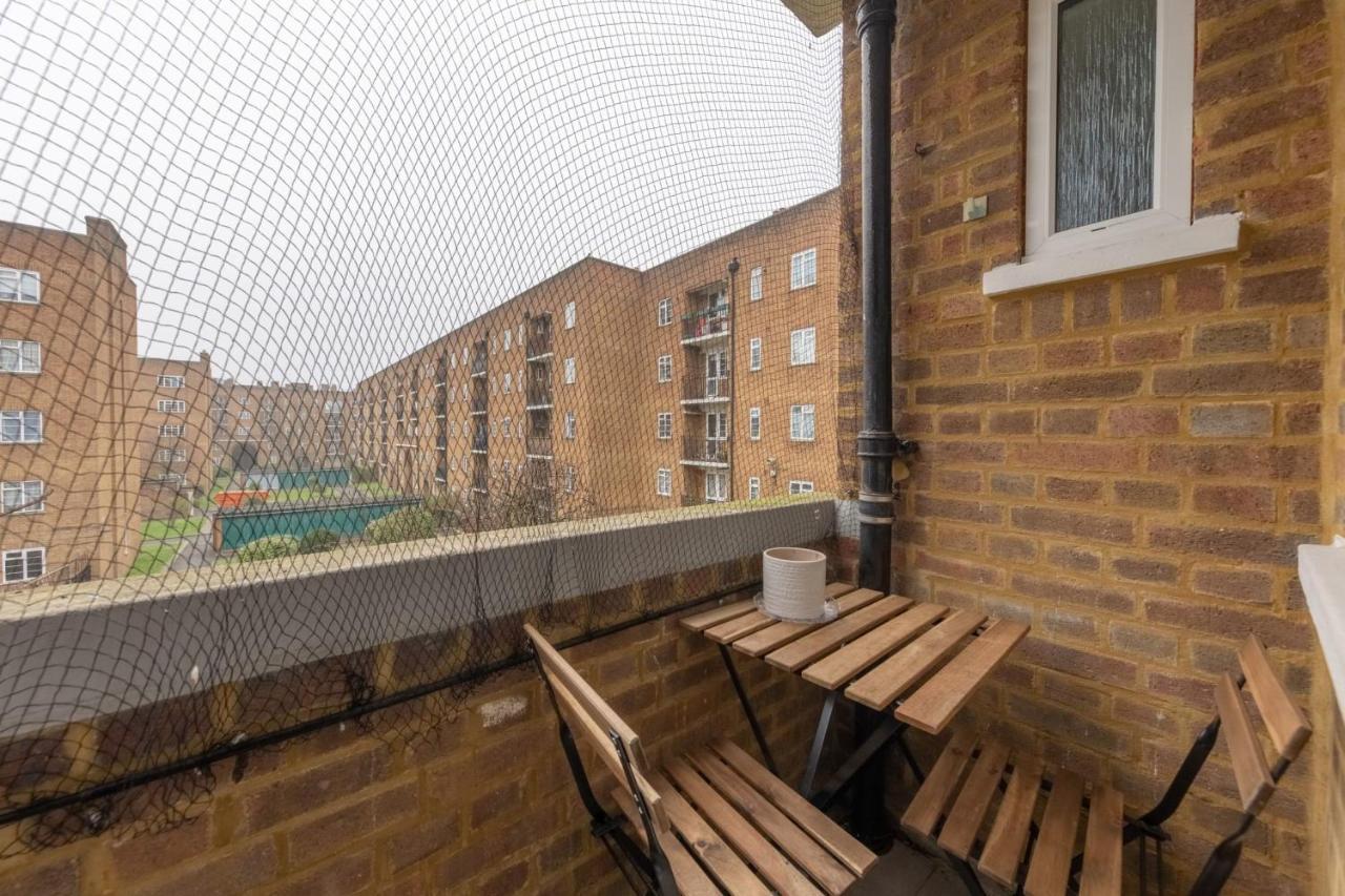 Stylish And Central 1 Bedroom Flat in Maida Vale 2