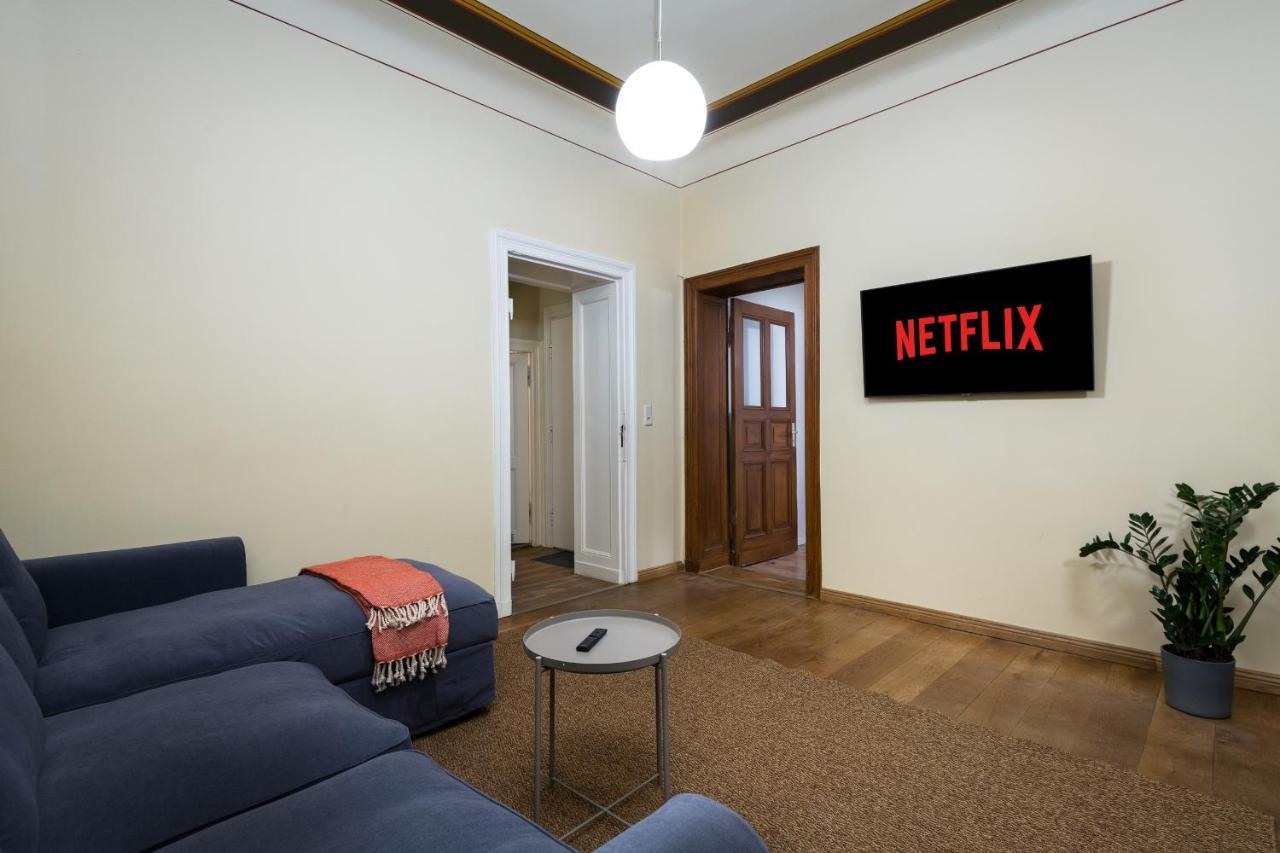 Super Zentral Super Schoner Altbau Im Herzen Von Berlin Fur Bis Zu 6 Personen 2