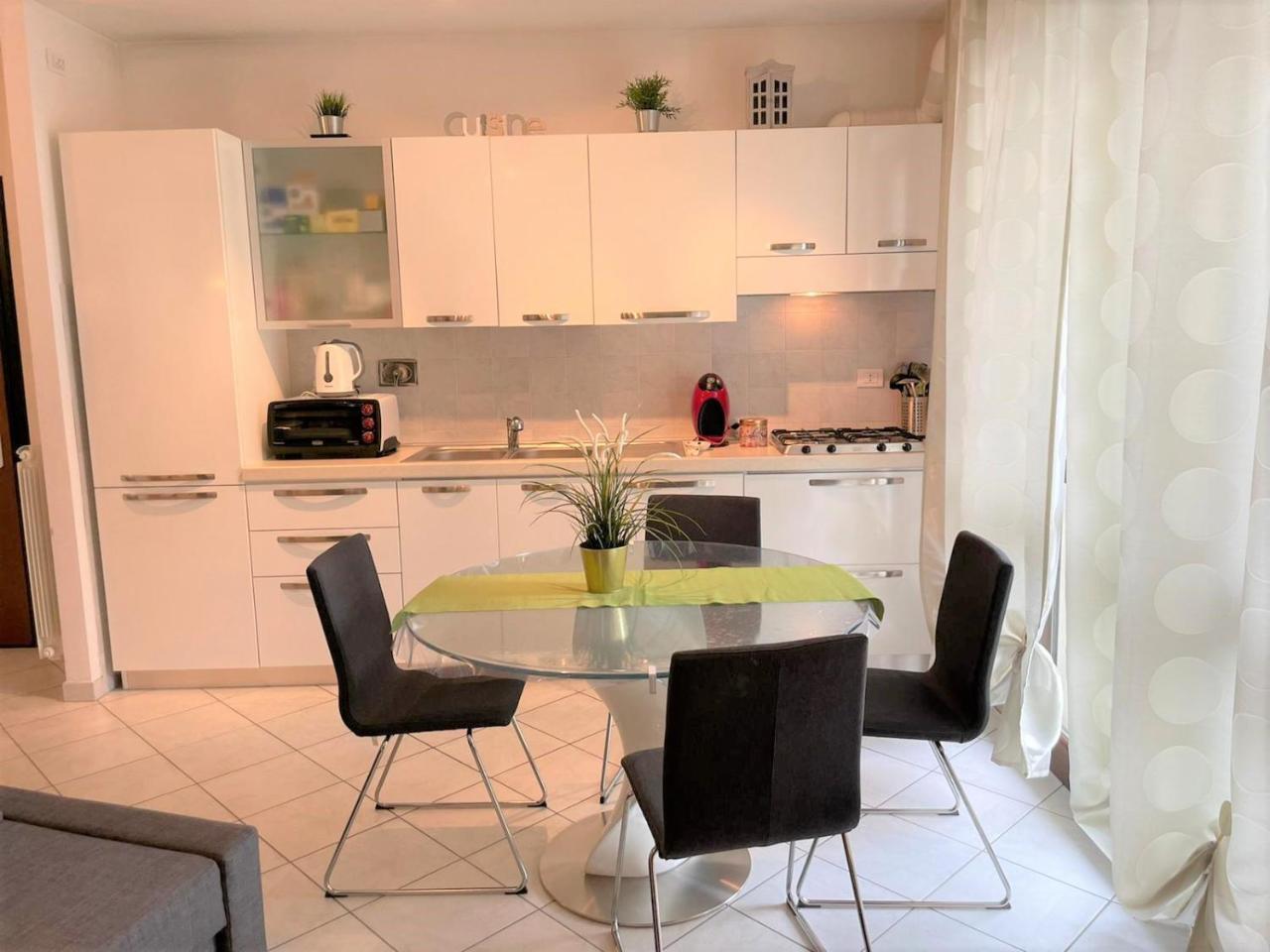 White&Grey House 1