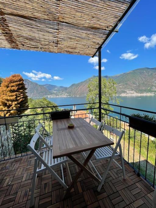 Il Noce Lake View Apartment