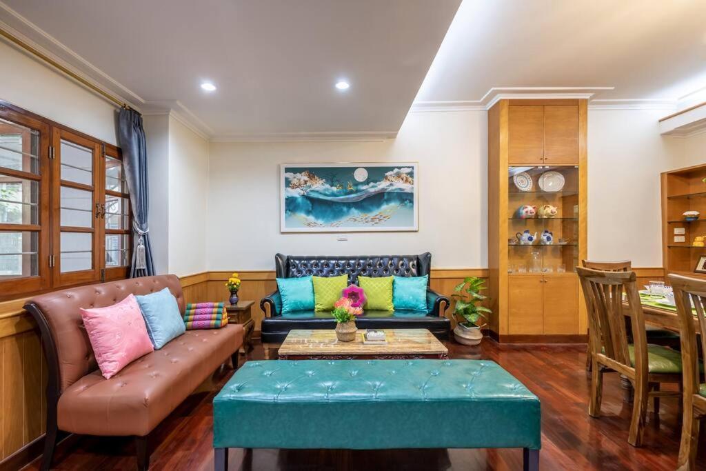 At Nana-5bed, City Center, Nana Bts, Mbk, Central World, Siam
