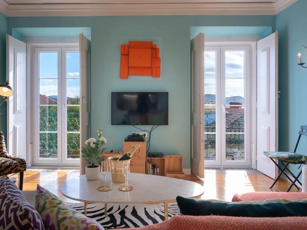 Guestready - Elegant River View Duplex in Belem 1