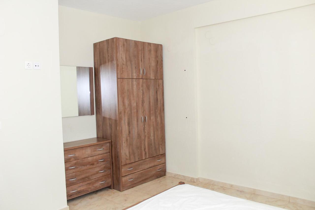 Elia Beach Modern Suites