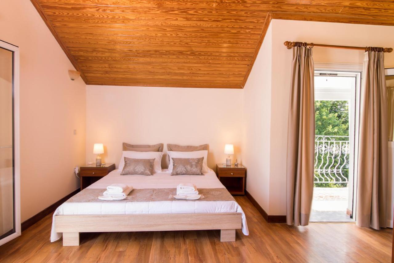 Sol Salle Garitsa Corfu