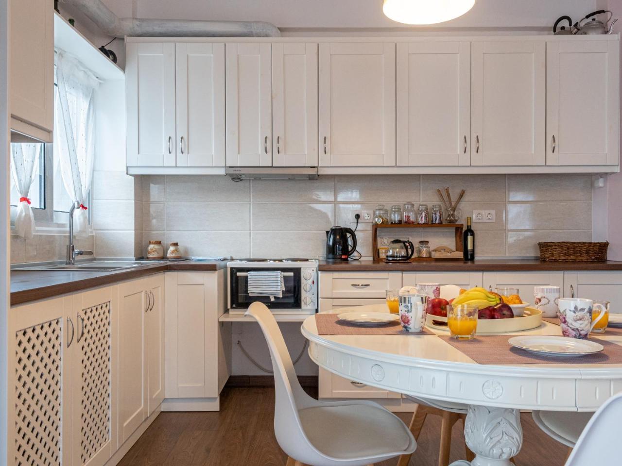 Central & Bright 2bd Apt in Corfu Town Near Port