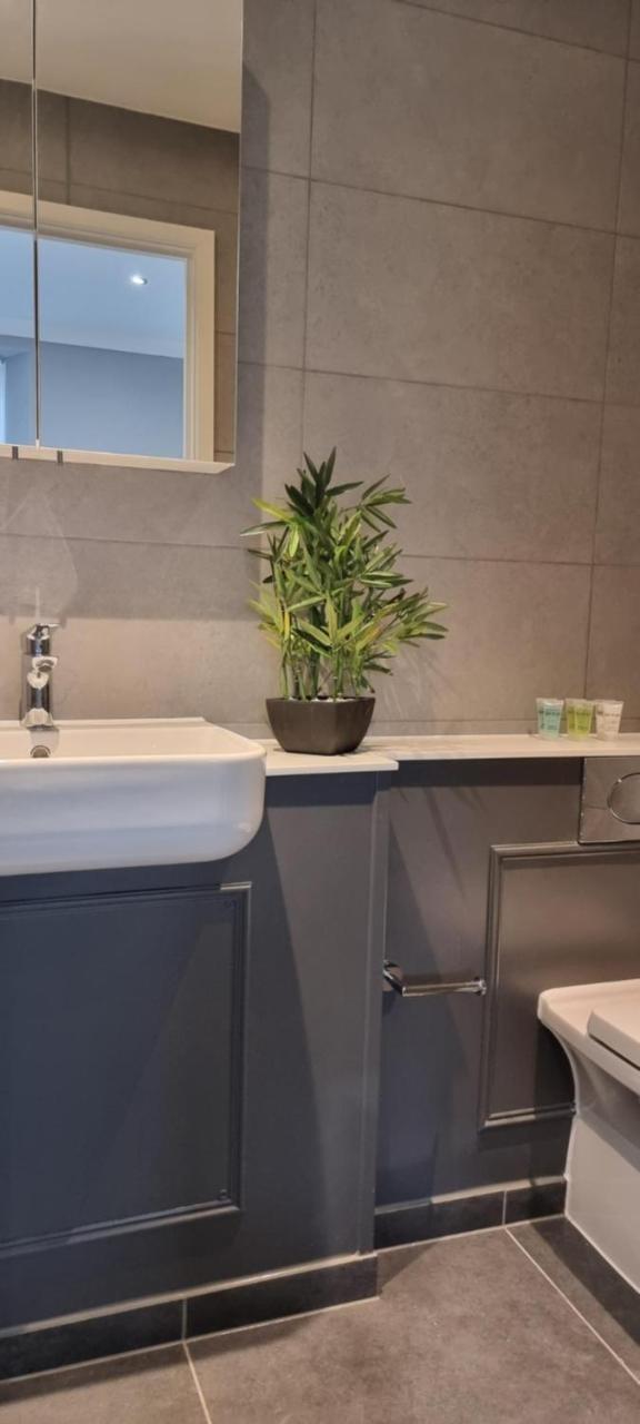 Lovely 3br Garden Apartment L Abbey Road, London 2