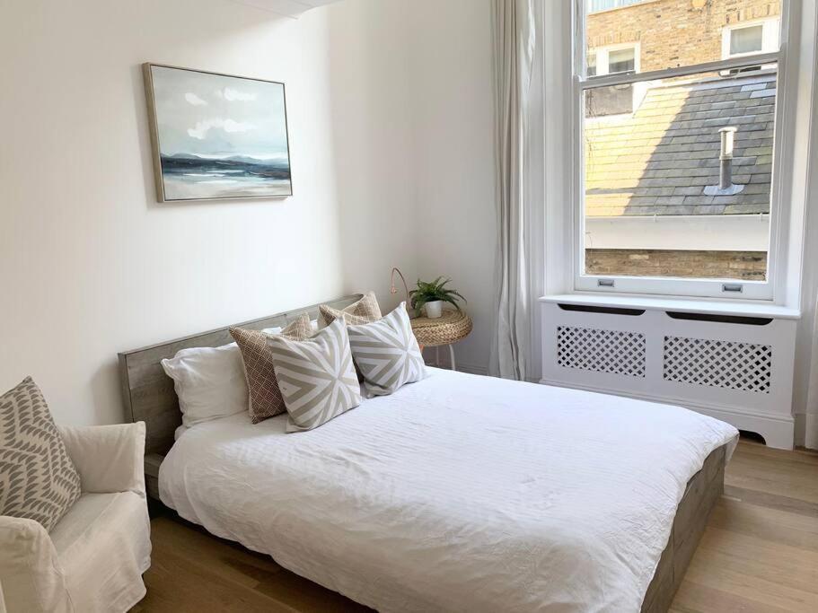 Courtfield Gardens 2 Bedroom Residence 2
