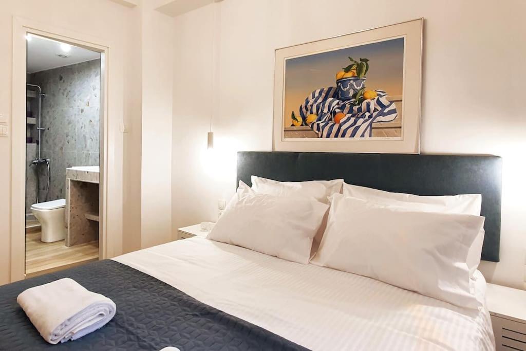 Acropolis Thisio Apartment 2 Bedrooms 2 Bathrooms