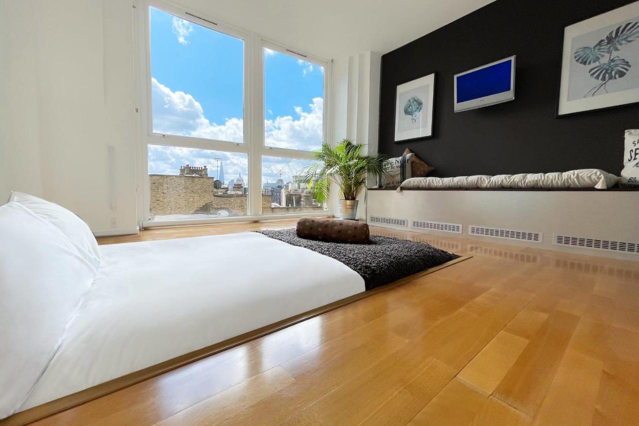 Quirky And Modern Clerkenwell Apartment 1