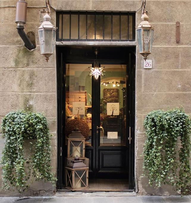 Your Place in San Frediano 1