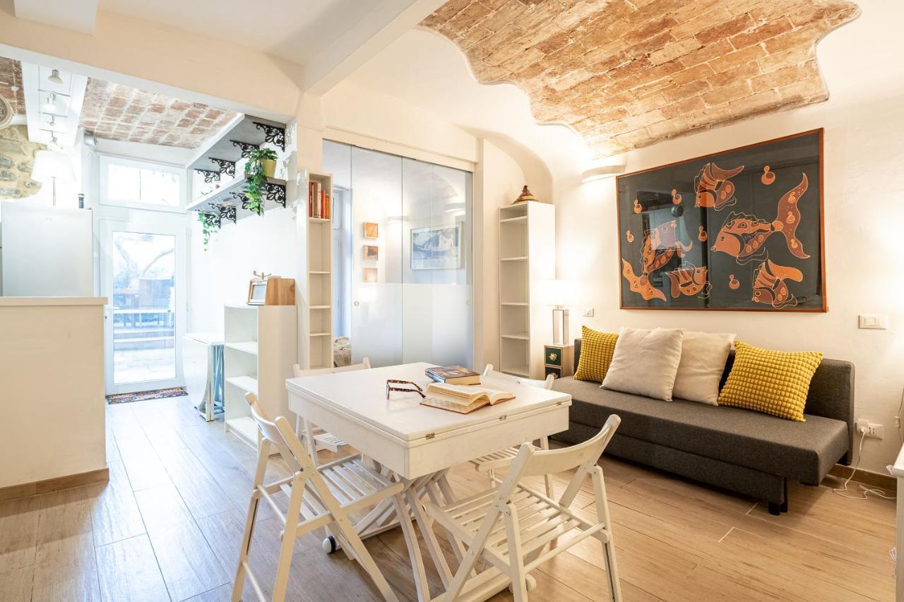 Oltrarno Bright Apartment Con Patio Privato