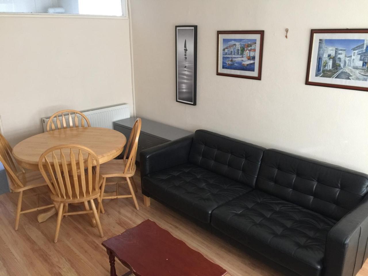 Two Bedroom Apartment in Royal Greenwich