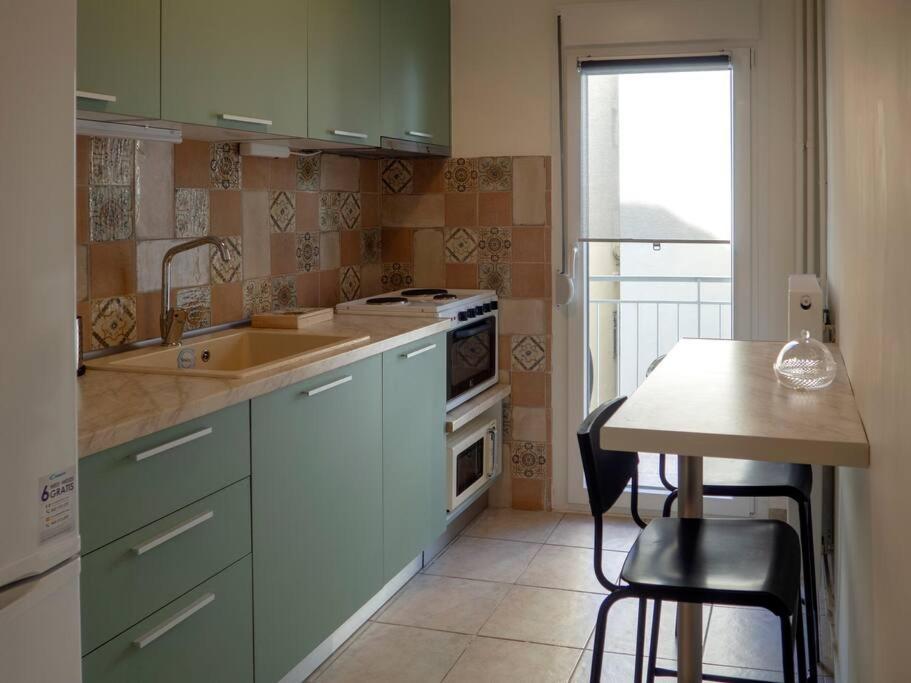 Athina Central Cozy Apartment 2