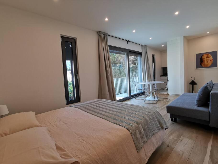 Loft 18! Cozy Loft Downtown Near the Lake with Free Parking