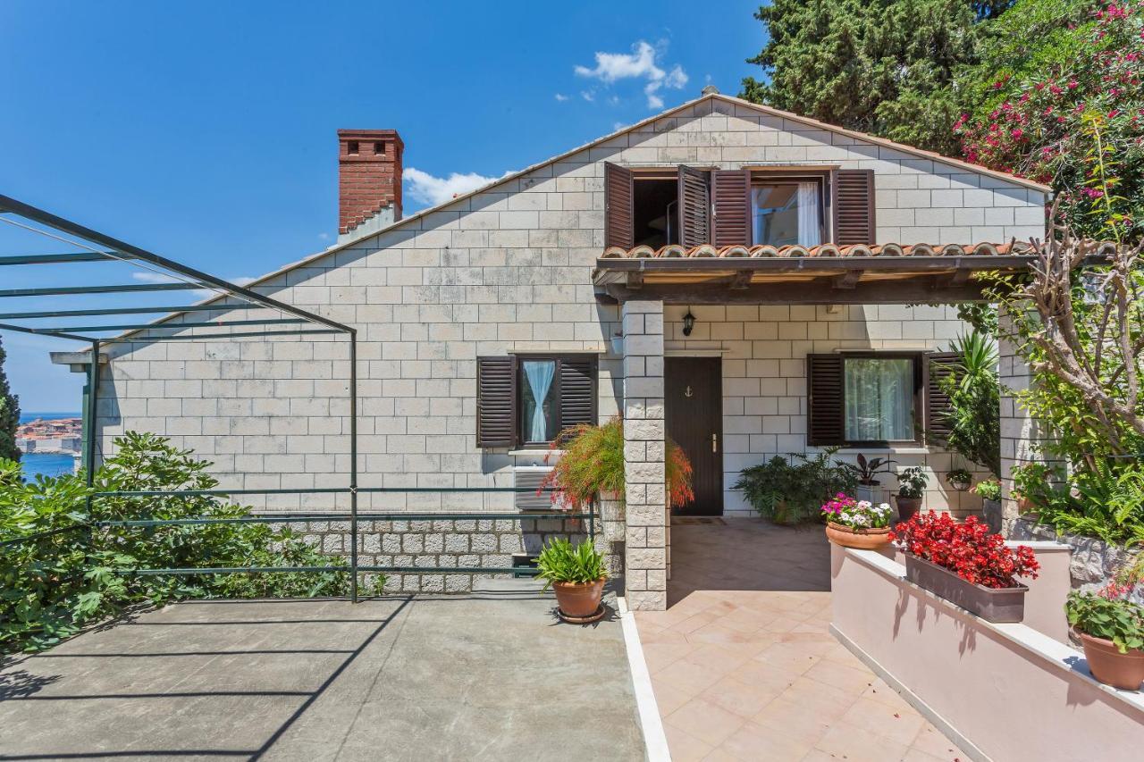 Villa Maria 1