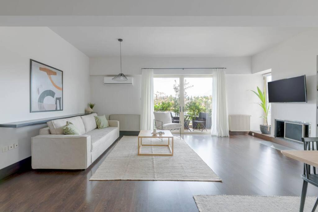Panoramic 1br Apartment Near Kallimarmaro Stadium by Upstreet