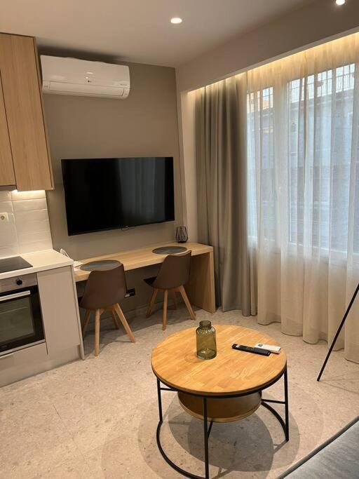 Tailor's Suites #3 1