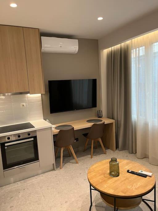 Tailor's Suites #3 2