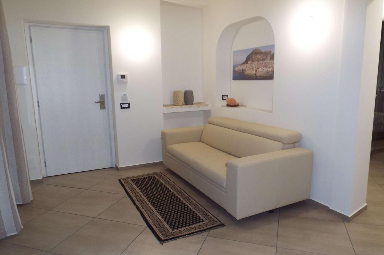 Cefalu Studio Room And Apartments