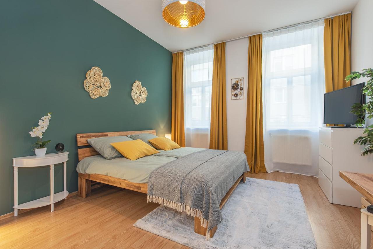 Beautiful Apartment - 12 Minutes To City Center