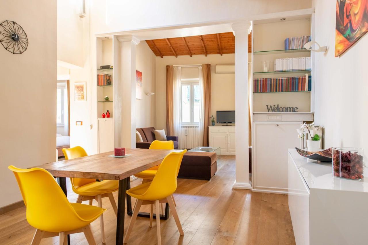 Modern, Bright Near Boboli Gardens & Santo Spirito - Homeunity 1