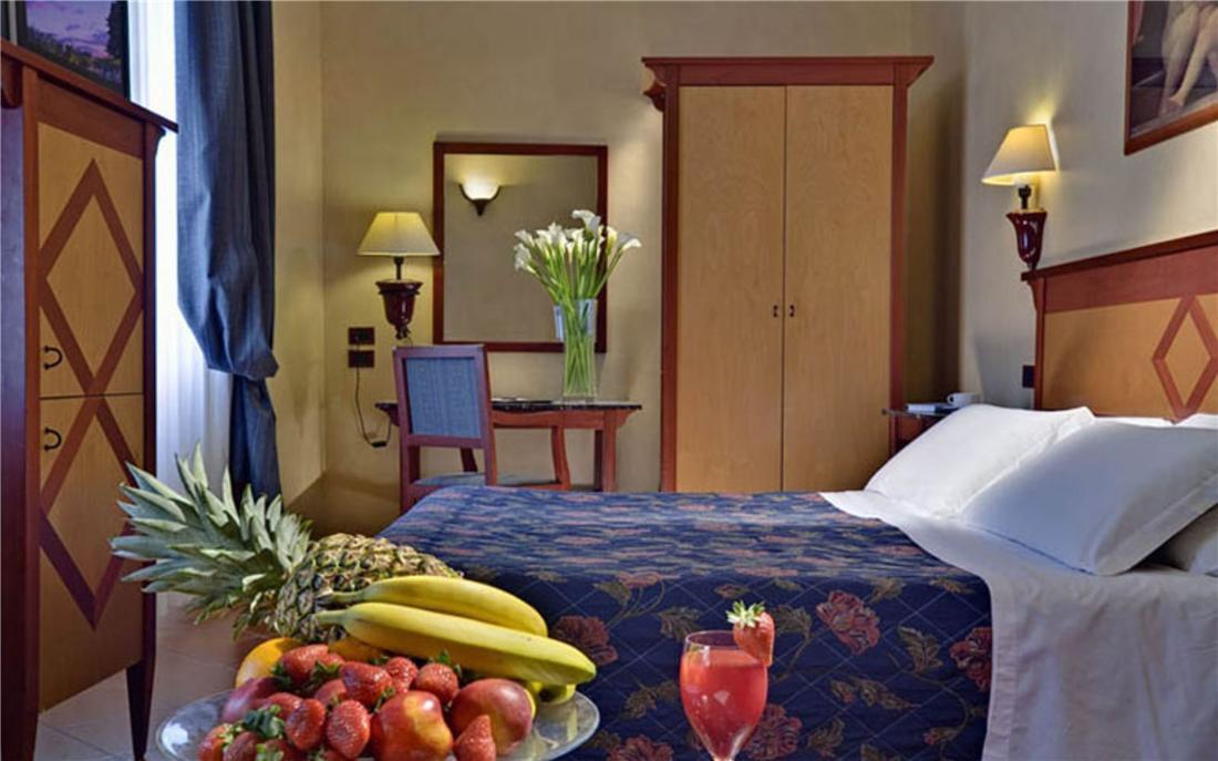 Hotel Corona D’Italia 2