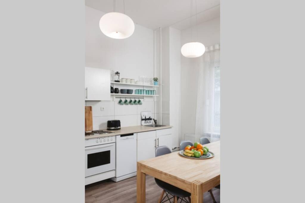 City Apartment Near Shooping Center, 6 Guests 1