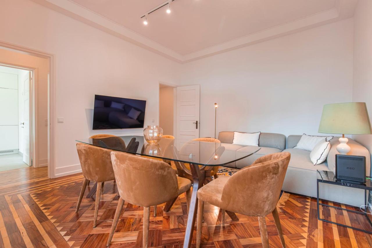 Magnificent 4bdr Apartment in Lisbon by Lovelystay 1
