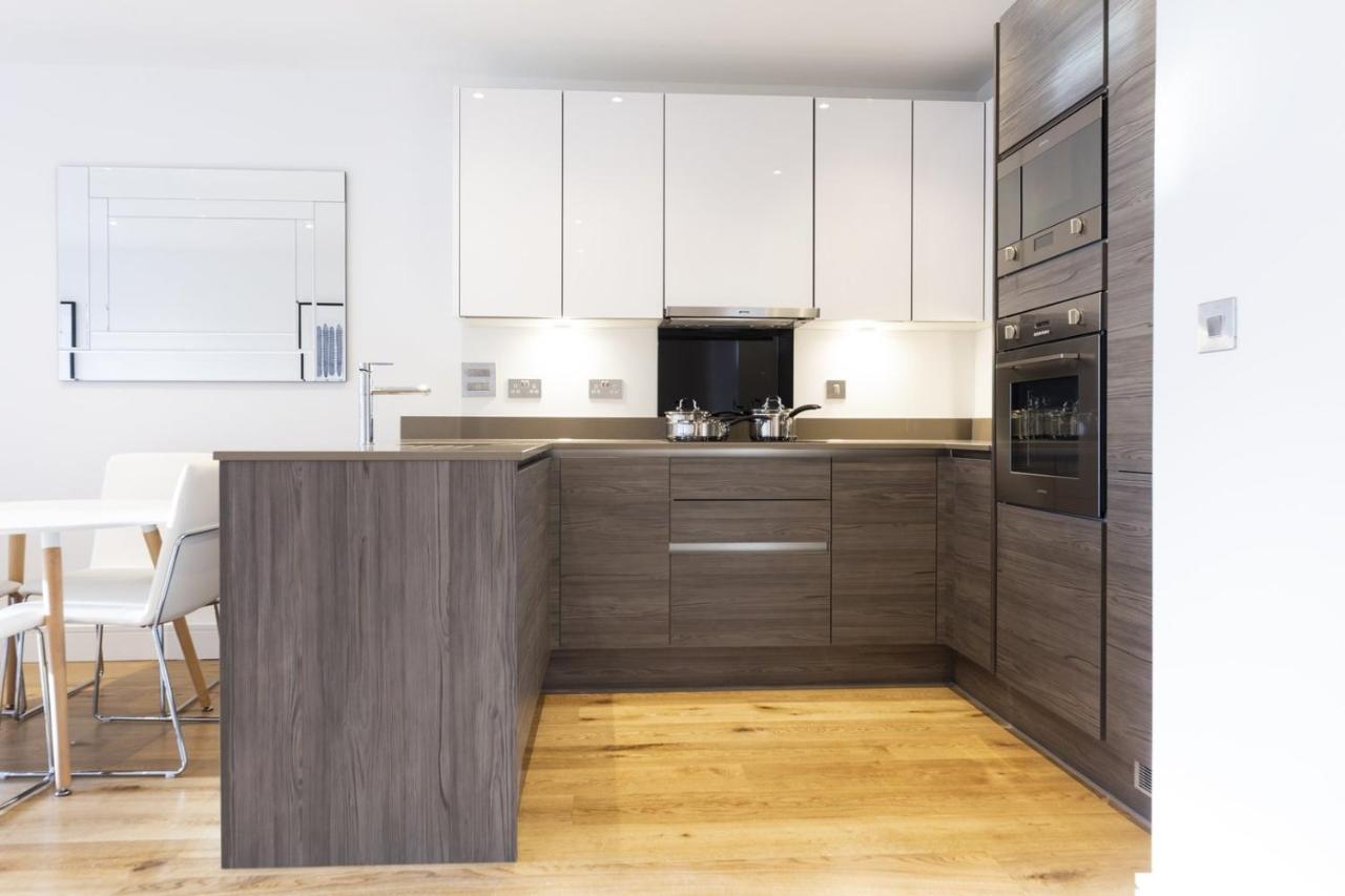 Stylish Family Sized 2 Bedroom Apartment 2