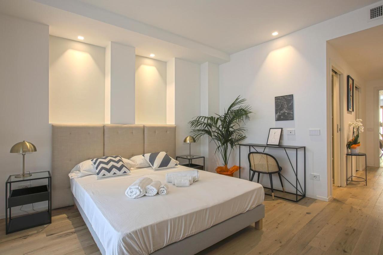 Milan Chic Luxury Apartments-Hosted by Sweetstay