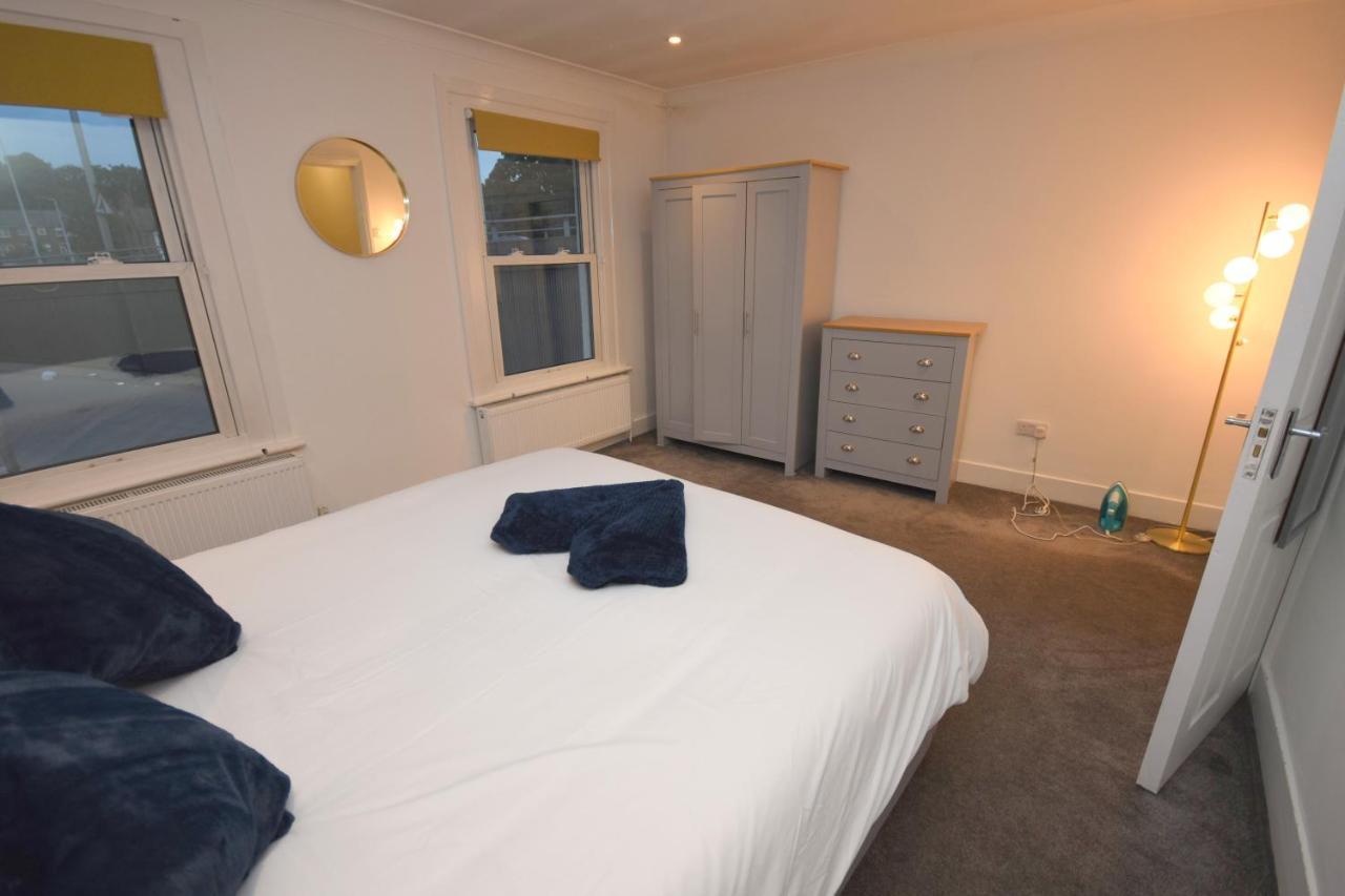 Jb Stays Greenwich, 3 Bed House,Ideal for Contractors And Family 2