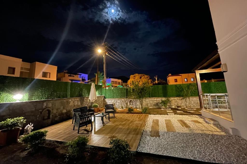 3+1 Genis Bahceli Mustakil Villa