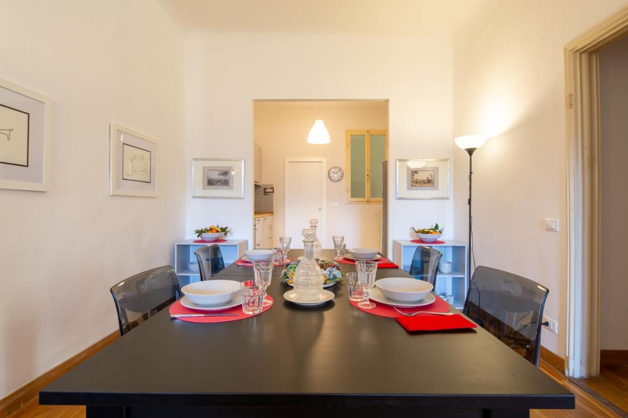 Capponi Palace 2
