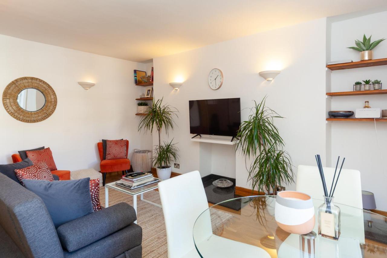 Luxurious 1br Knightsbridge Near Harrods- 8 Mins Walk