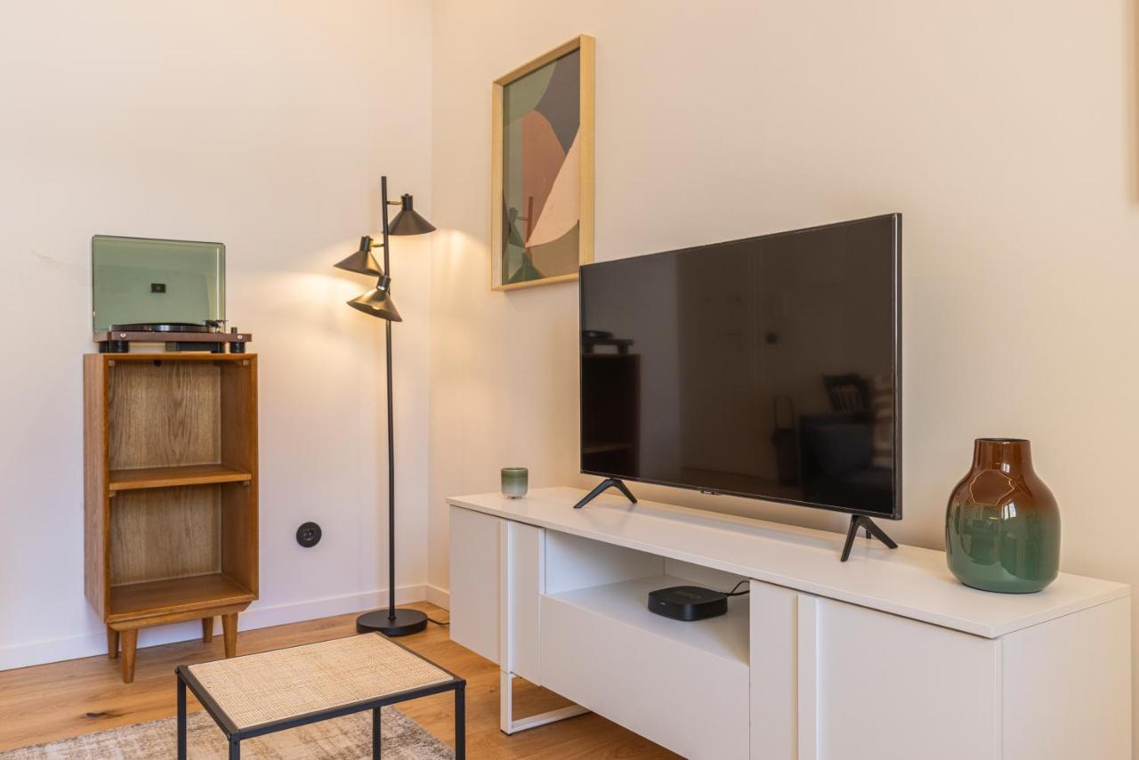 Charming Design Apartment 1