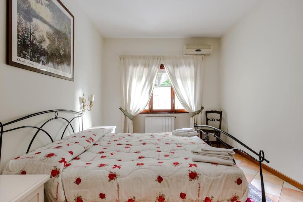 Napoli Charming Apartments Salvator Rosa "Cool And Sweet" Parking Free