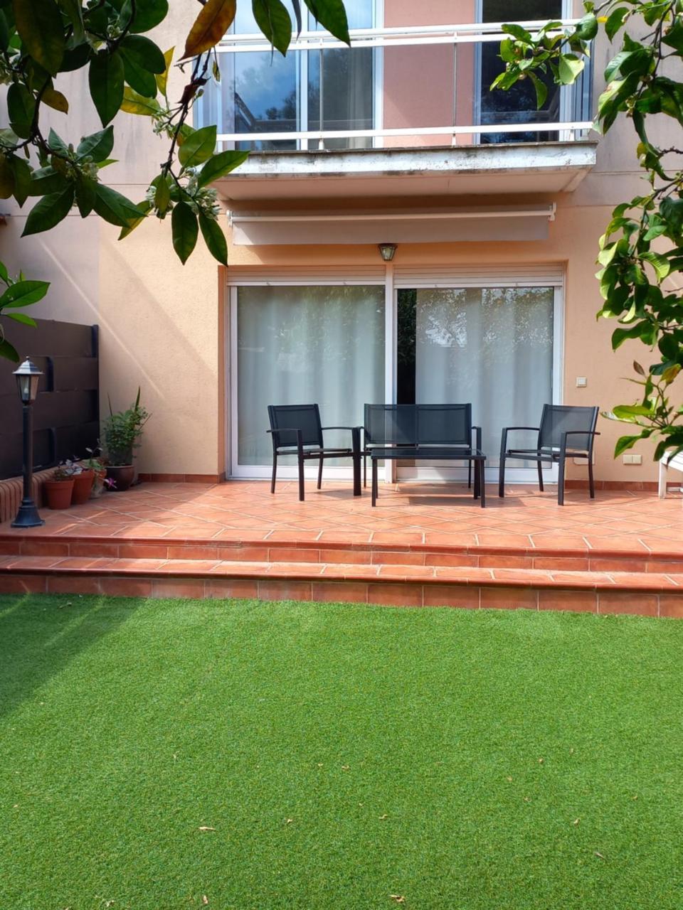 Cambrils Casa Con Jardin Y Piscina En Zona Tranquila