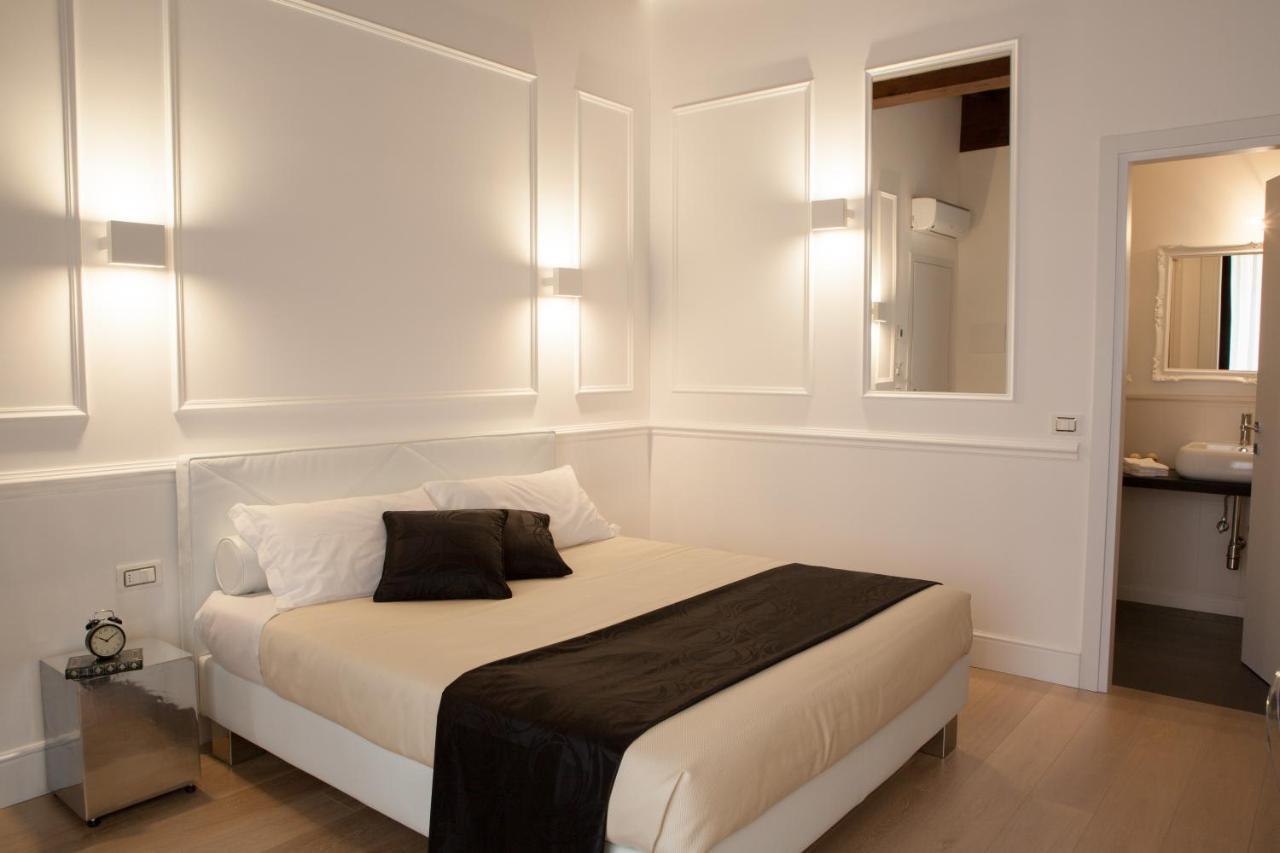 B&B Guicciardini 24 (Adults only)
