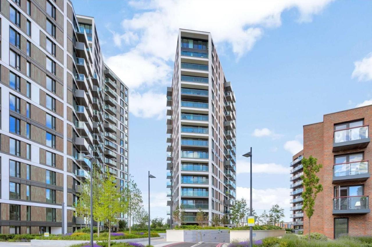 Riverside Apartment Minutes From Elizabeth Line 1