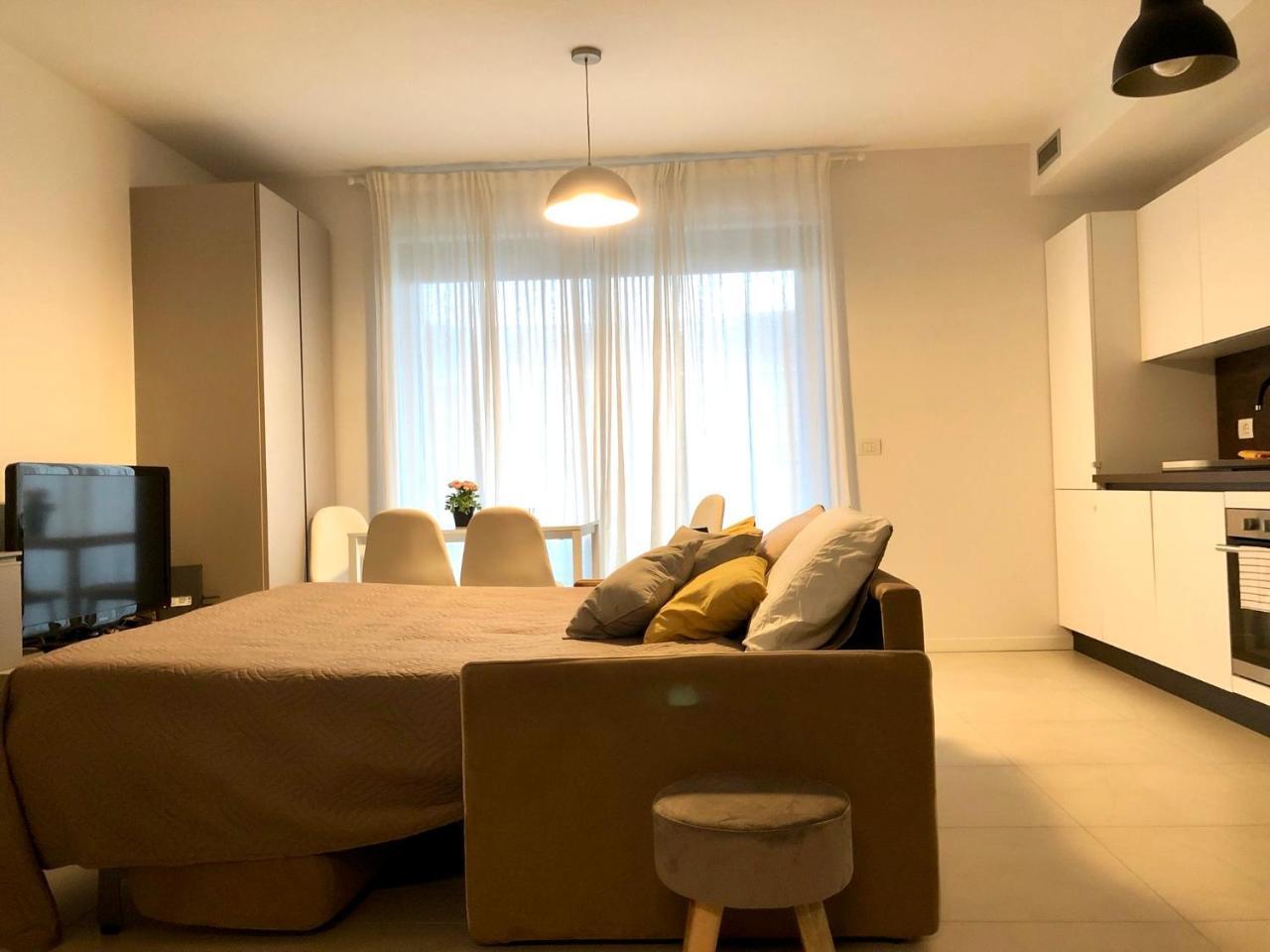 Loft with Terrace in Uptown Milan Near Rho Fiera