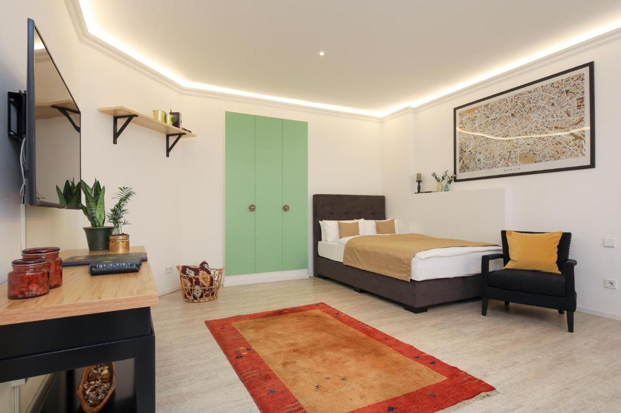 5 Personen Altbau Nahe Kurfurstendamm - Shakespeare 2