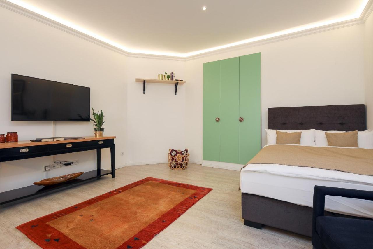 5 Personen Altbau Nahe Kurfurstendamm - Shakespeare