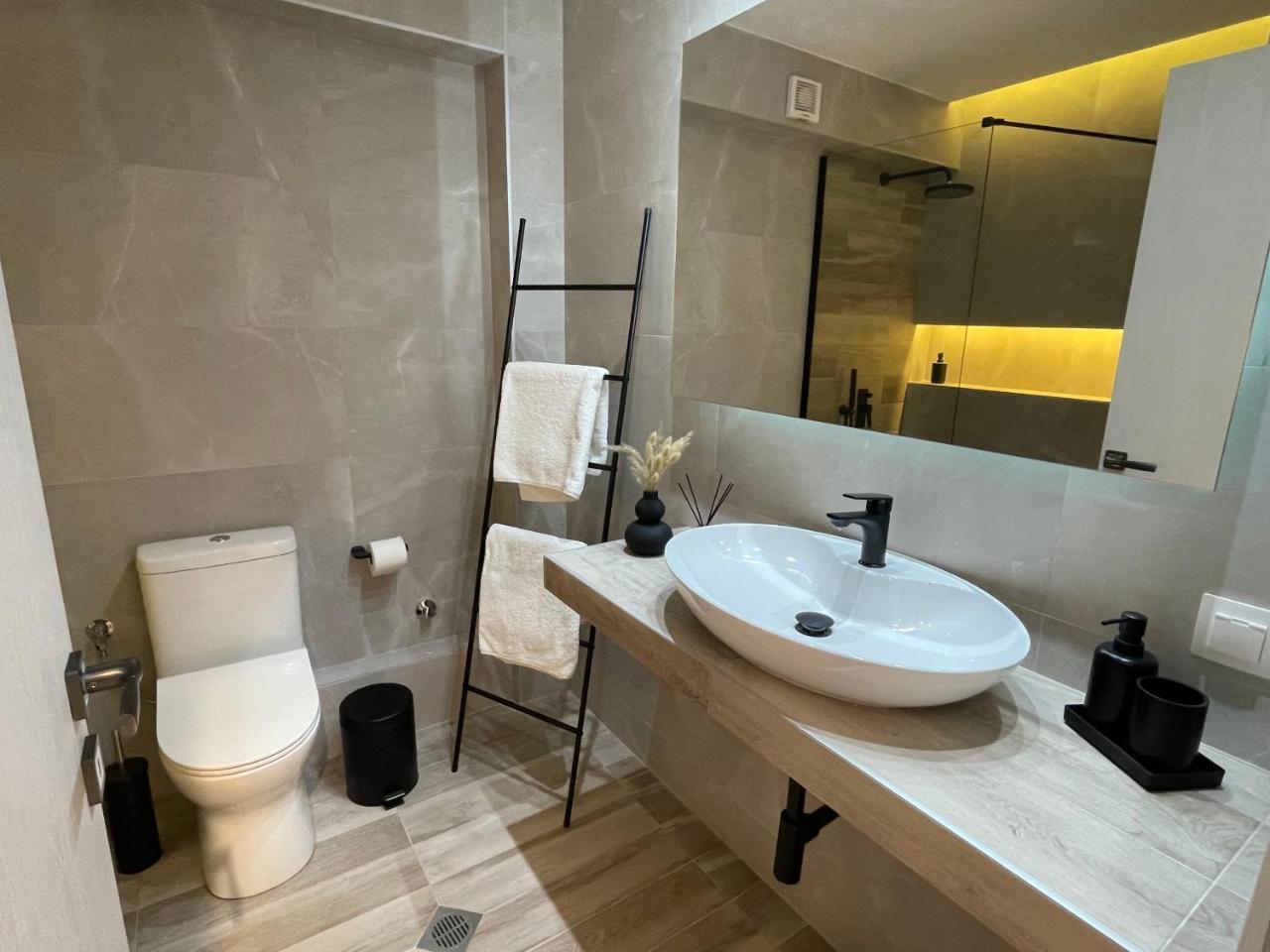 Jacuzzi Suite Ladadika 2