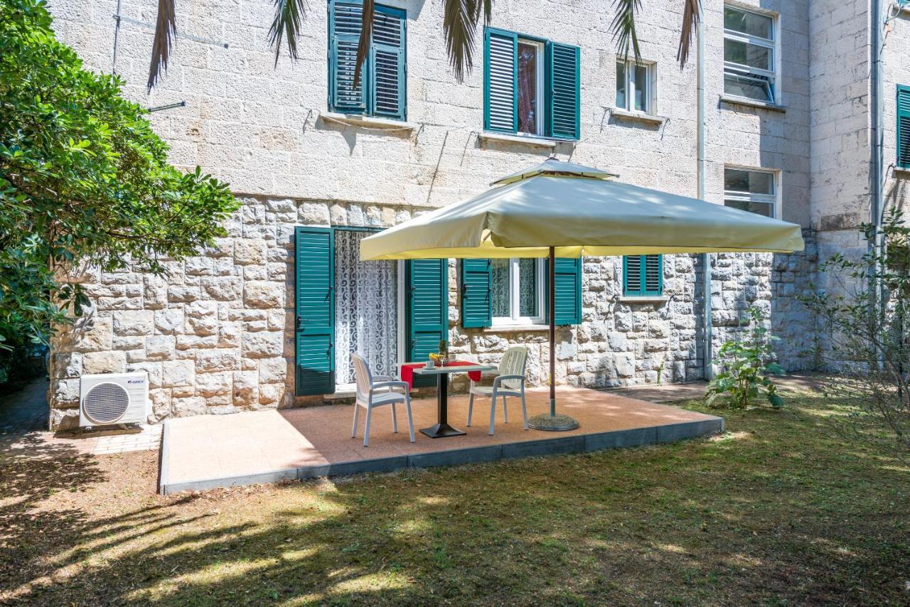 Avenue Apartment 2