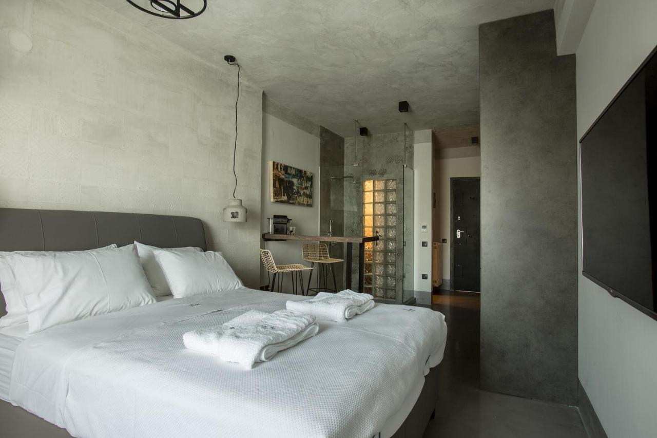 Urban Living 2 (Adults Only) 1