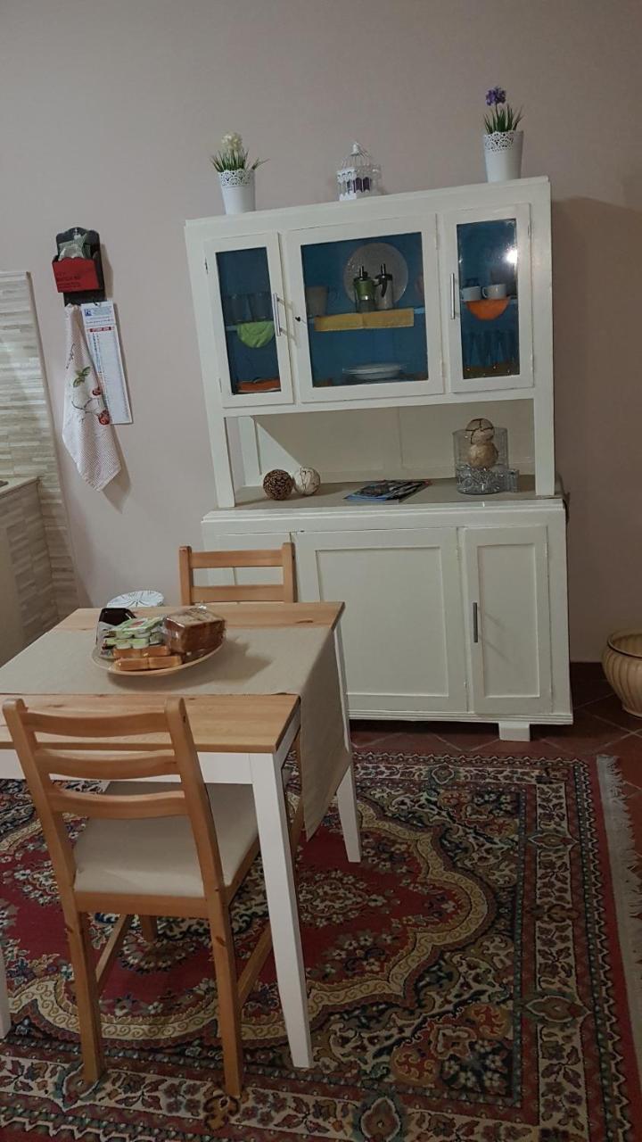 Casetteborgolele 1