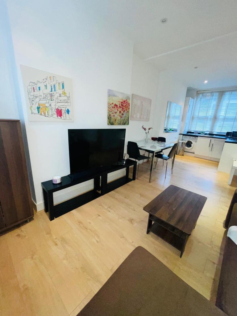 Amazing 2 Bedroom Apartment 2
