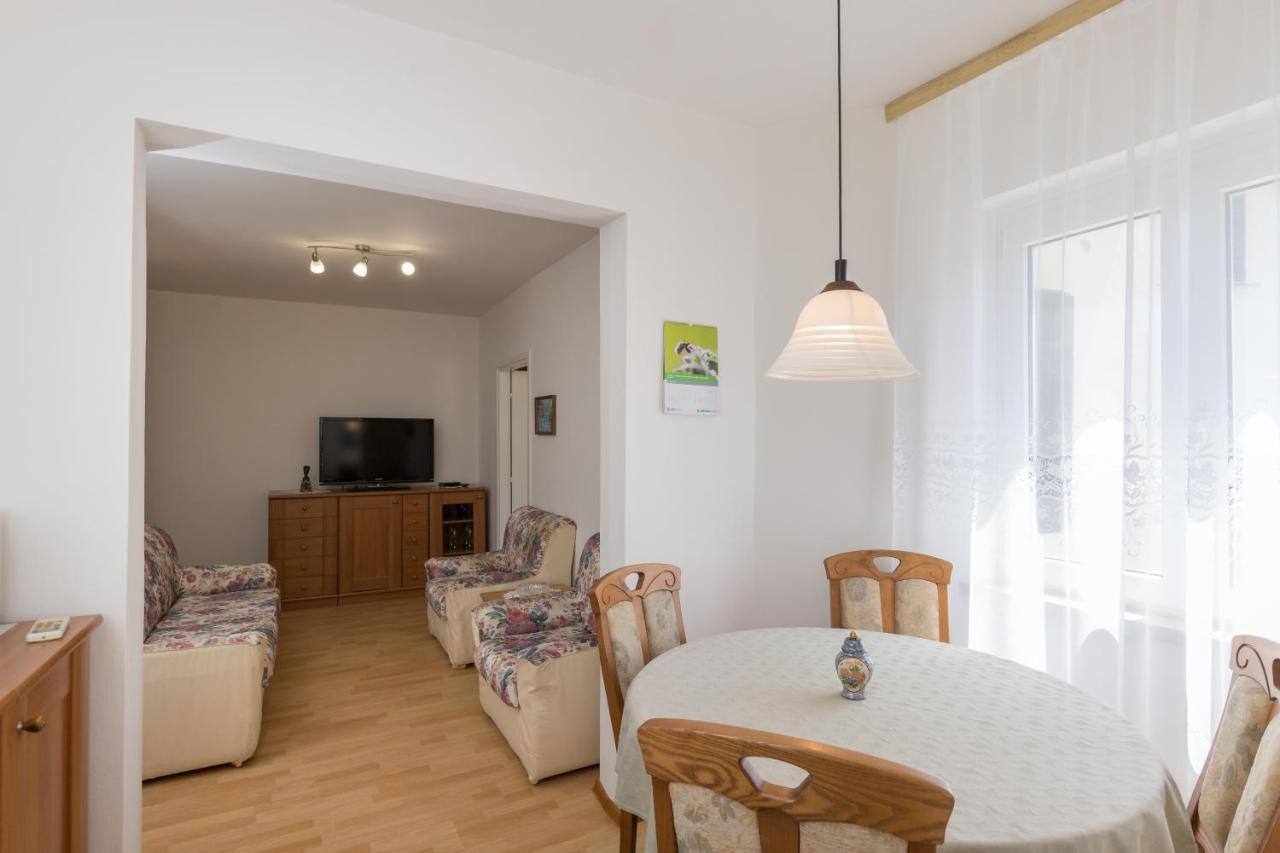 Apartment Varez 2