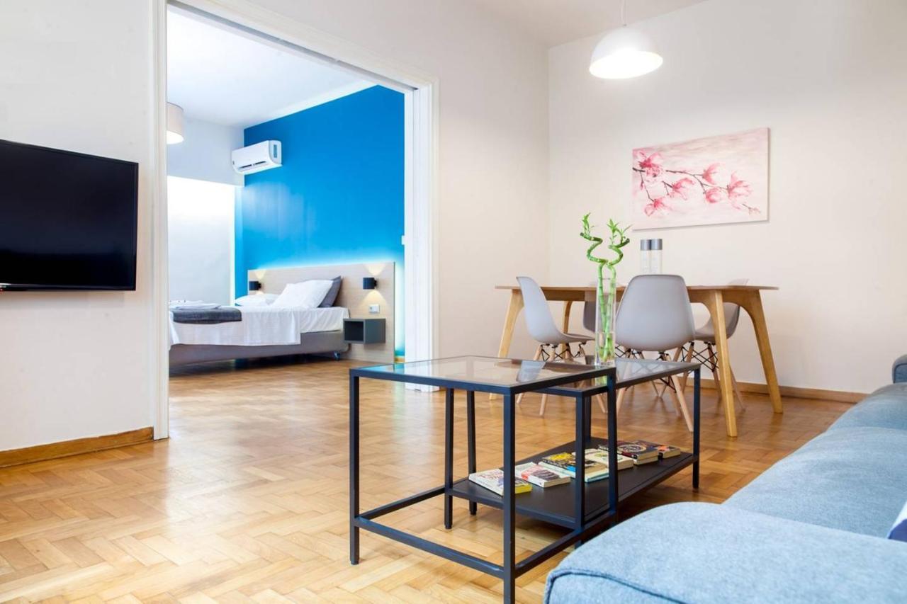 Toni's 2bd Home in Centre, 15 Sec To Metro (Adults Only)